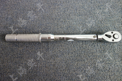 �A��ʽŤ�ذ���