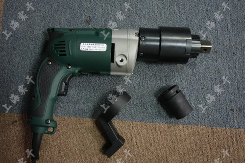  ���C��Ť��늄Ӱ���