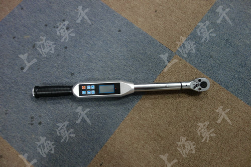 ���@Ť������