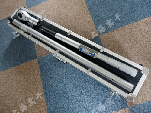 數(shù)顯扭力扳手圖片